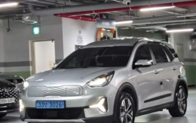 더올뉴그랜저 중고차 니로 플러스 EV 에어 매물 사진 5 - 2022/07 90,308km